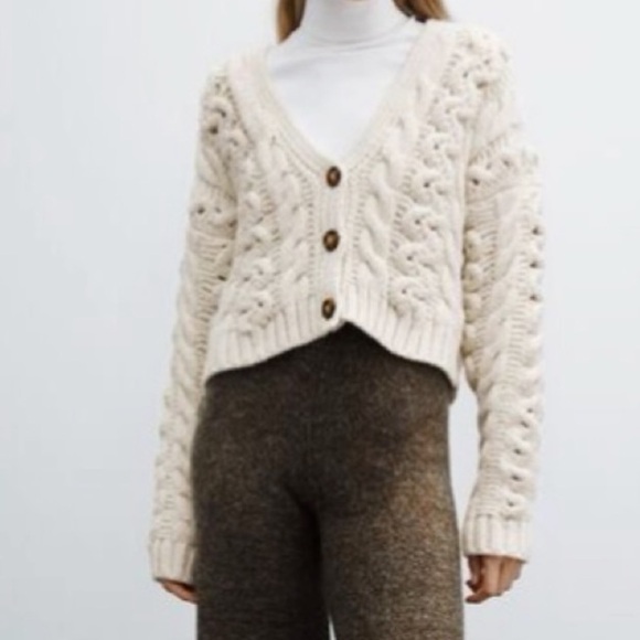 Zara Cable Knit Soft Chunky Cropped Button Front V Neck Cardigan Sweater Ivory - Picture 7 of 14